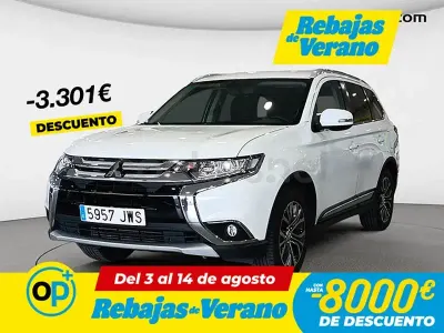 Usado Mitsubishi Outlander Motion 150 CV (110 kW) 2017 Blanco SUV