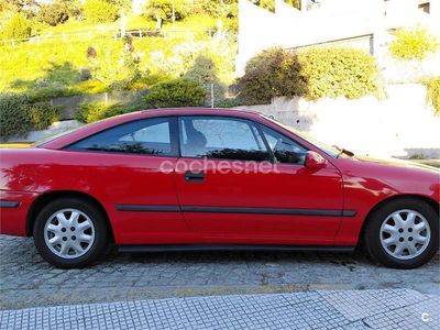 Rojo Usado 1992 Opel Calibra Coupe | 4400 €