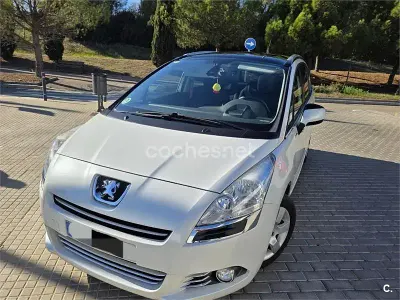 Usado Peugeot 5008