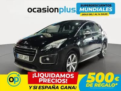 Usado Peugeot 3008 Allure 120 CV (88 kW) 2015 Negro Familiar