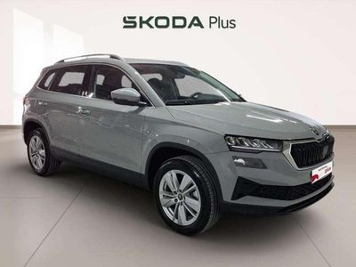Usado Skoda Karoq Selection 150 CV (110 kW) 2025 Gris SUV