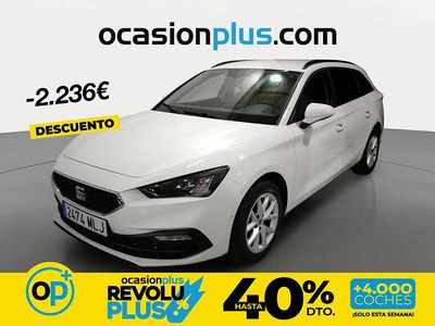 Usado Seat Leon Style 130 CV (95 kW) 2023 Blanco Familiar
