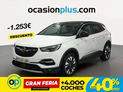 Usado Opel Grandland X Ultimate 131 CV (96 kW) 2021 Blanco SUV