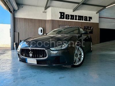 Usado Maserati Ghibli 275 CV (202 kW) 2015 Gris / plata Berlina
