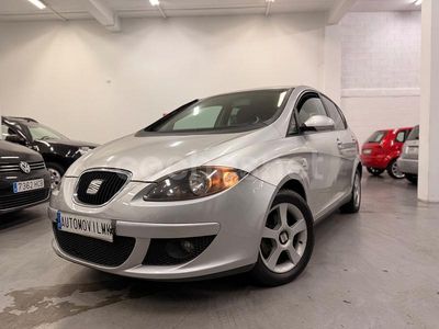 Gris / plata Usado 2004 Seat Altea Sport Berlina | 3490 € (Un poco caro)