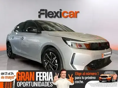 Usado Opel Corsa Edition 100 CV (73 kW) 2025 Gris Utilitario