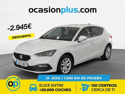 Usado Seat Leon Style 130 CV (95 kW) 2023 Blanco Berlina