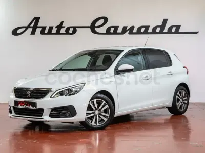 Usado Peugeot 308 Style 130 CV (95 kW) 2021 Blanco Berlina