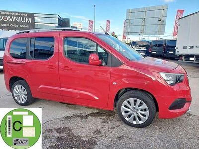 Rojo Usado 2019 Opel Combo Life Selective Monovolumen | 15.900 € (Un poco caro)