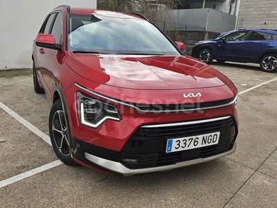 Granate Usado 2025 Kia Niro SUV | 28.600 € (Precio justo)