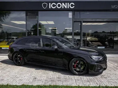 Usado Audi RS4 Competition 450 CV (330 kW) 2024 Negro Familiar