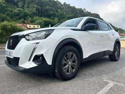 Usado Peugeot 2008 110 CV (80 kW) 2018 SUV