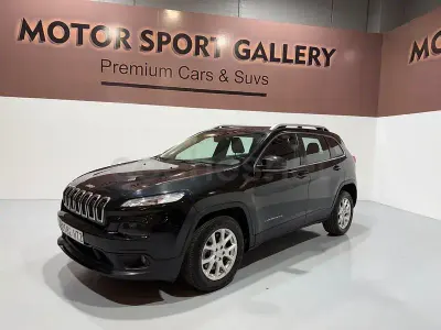 Usado Jeep Cherokee Longitude 140 CV (102 kW) 2013 Negro SUV