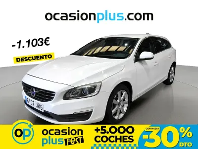 Usado Volvo V60 Momentum 150 CV (110 kW) 2016 Blanco Familiar