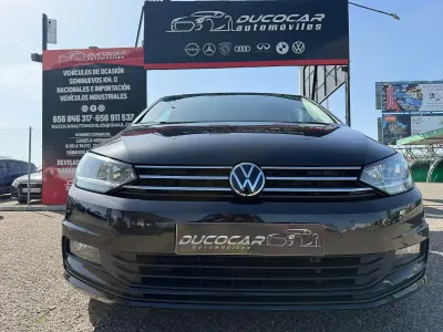 Usado VW Touran Advance 150 CV (110 kW) 2022 Negro Monovolumen