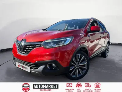 Usado Renault Kadjar Zen 130 CV (95 kW) 2015 Rojo SUV