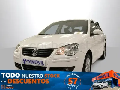 Begagnad VW Polo United 80 HK (58 kW) 2008 Vit Halvkombi