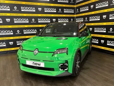 Usado Renault R5 Techno 110 kW (150 CV) 2025 Verde Utilitario