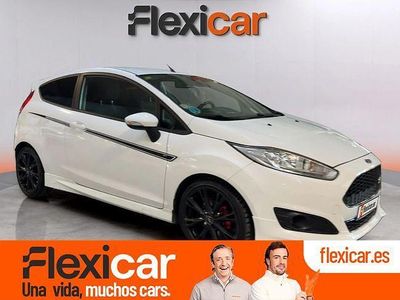 Blanco Usado 2015 Ford Fiesta Sport Utilitario | 10.790 € (Un poco caro)