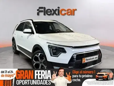 Usado Kia Niro 141 CV (103 kW) 2024 Blanco SUV