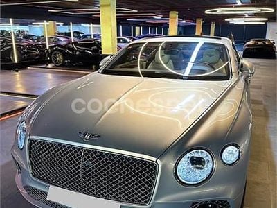 Usado Bentley Continental GT 550 CV (404 kW) 2021 Gris / plata Coupe
