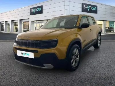 Usado Jeep Avenger Altitude 100 CV (73 kW) 2023 Blanco SUV