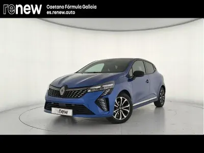 Usado Renault Clio V Techno 100 CV (73 kW) 2025 Azul Berlina