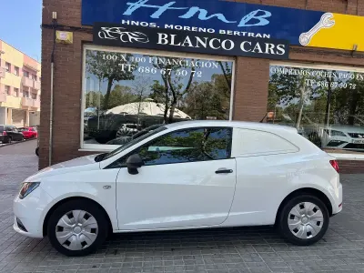 Usado Seat Ibiza Reference 75 CV (55 kW) 2018 Blanco Utilitario