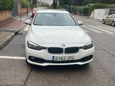 BMW 330e