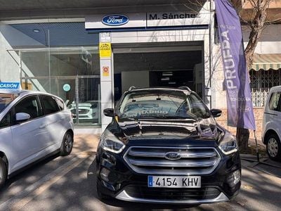 Usado Ford Kuga Titanium 150 CV (110 kW) 2018 Negro SUV