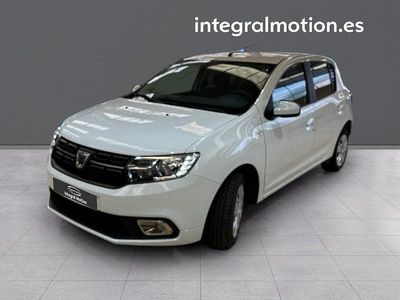 Usado Dacia Sandero Lauréate 73 CV (53 kW) 2019 Blanco Utilitario
