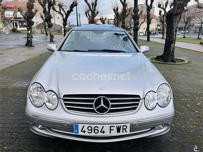 Gris / plata Usado 2004 Mercedes CLK270 Elegance Coupe | 5990 € (Precio justo)