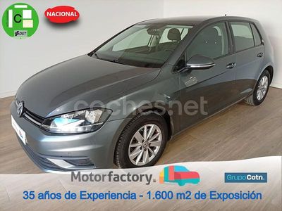 Gris / plata Usado 2017 VW Golf VII Advance Berlina | 14.990 € (Precio justo)