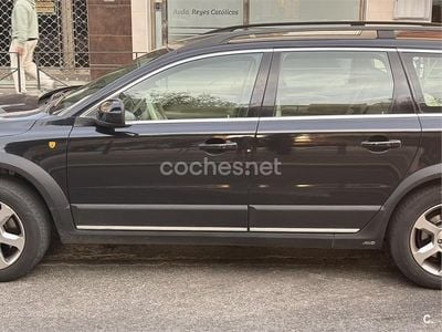 Negro Usado 2008 Volvo XC70 Momentum Familiar | 9000 €