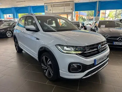Usado VW T-Cross R-line 150 CV (110 kW) 2023 Blanco SUV