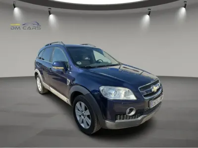 Usado Chevrolet Captiva 150 CV (110 kW) 2007 Azul SUV