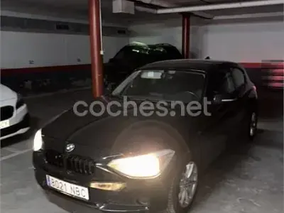 Usado BMW 116 Comfort Edition 109 CV (80 kW) 2014 Negro Utilitario