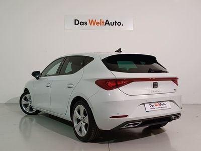 Usado Seat Leon FR 150 CV (110 kW) 2024 Blanco
