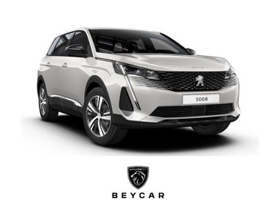 Blanco Usado 2024 Peugeot 5008 Active Monovolumen | 33.500 €
