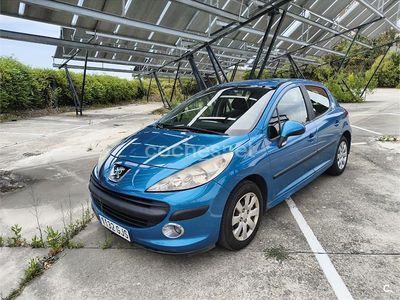 Usado Peugeot 207 75 CV (55 kW) 2008 Azul Berlina