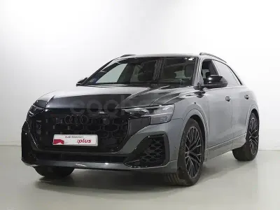 Begagnad Audi Q8