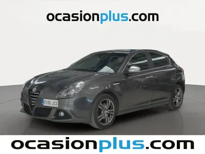 Usado Alfa Romeo Giulietta Distinctive 170 CV (125 kW) 2015 Gris Utilitario
