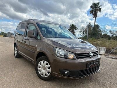 Usado VW Caddy Comfortline 102 CV (75 kW) 2012 Marrón Monovolumen