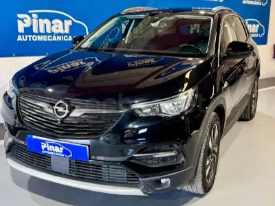 Usado Opel Grandland X Excellence 120 CV (88 kW) 2017 Negro SUV
