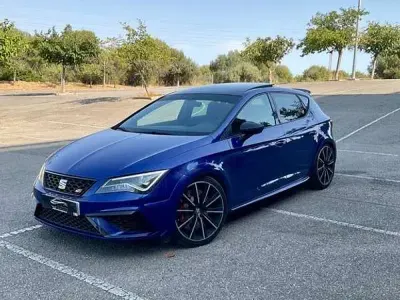 Usado Seat Leon ST CUPRA 300 CV (220 kW) 2018 Azul Familiar