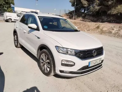 Usado VW T-Roc Advance 110 CV (80 kW) 2022 Blanco SUV