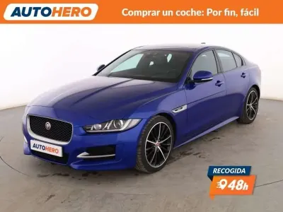 Usado Jaguar XE R-Sport 179 CV (131 kW) 2017 Azul Berlina