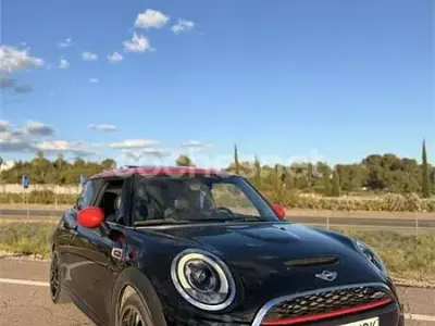 Usado Mini John Cooper Works 231 CV (169 kW) 2016 Negro Utilitario