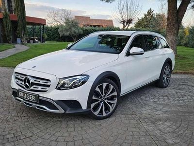 Usado Mercedes E220 194 CV (142 kW) 2018 Blanco Familiar
