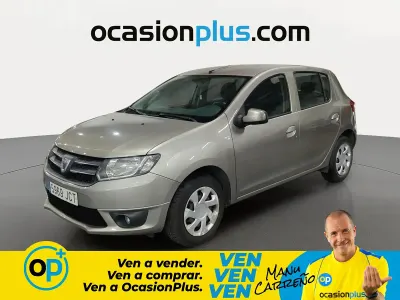 Begagnad Dacia Sandero Lauréate 75 HK (55 kW) 2015 Beige Halvkombi